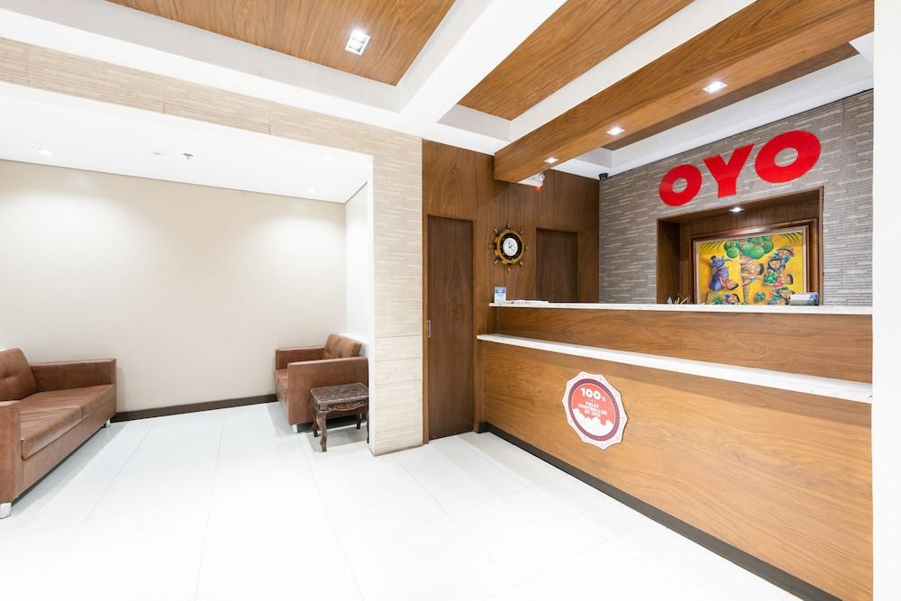 West Makati Hotel マカティ エクステリア 写真