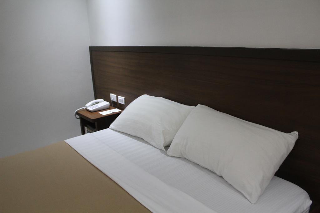 West Makati Hotel マカティ 部屋 写真