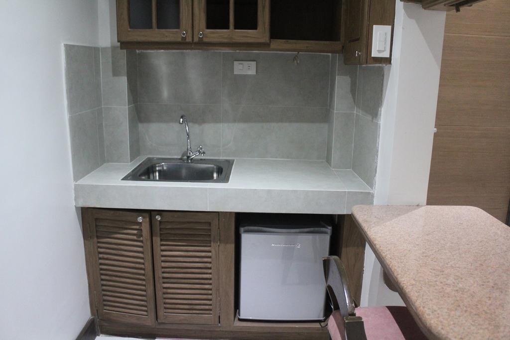 West Makati Hotel マカティ 部屋 写真