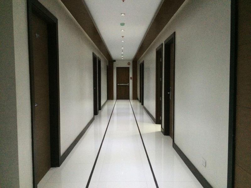 West Makati Hotel マカティ 部屋 写真